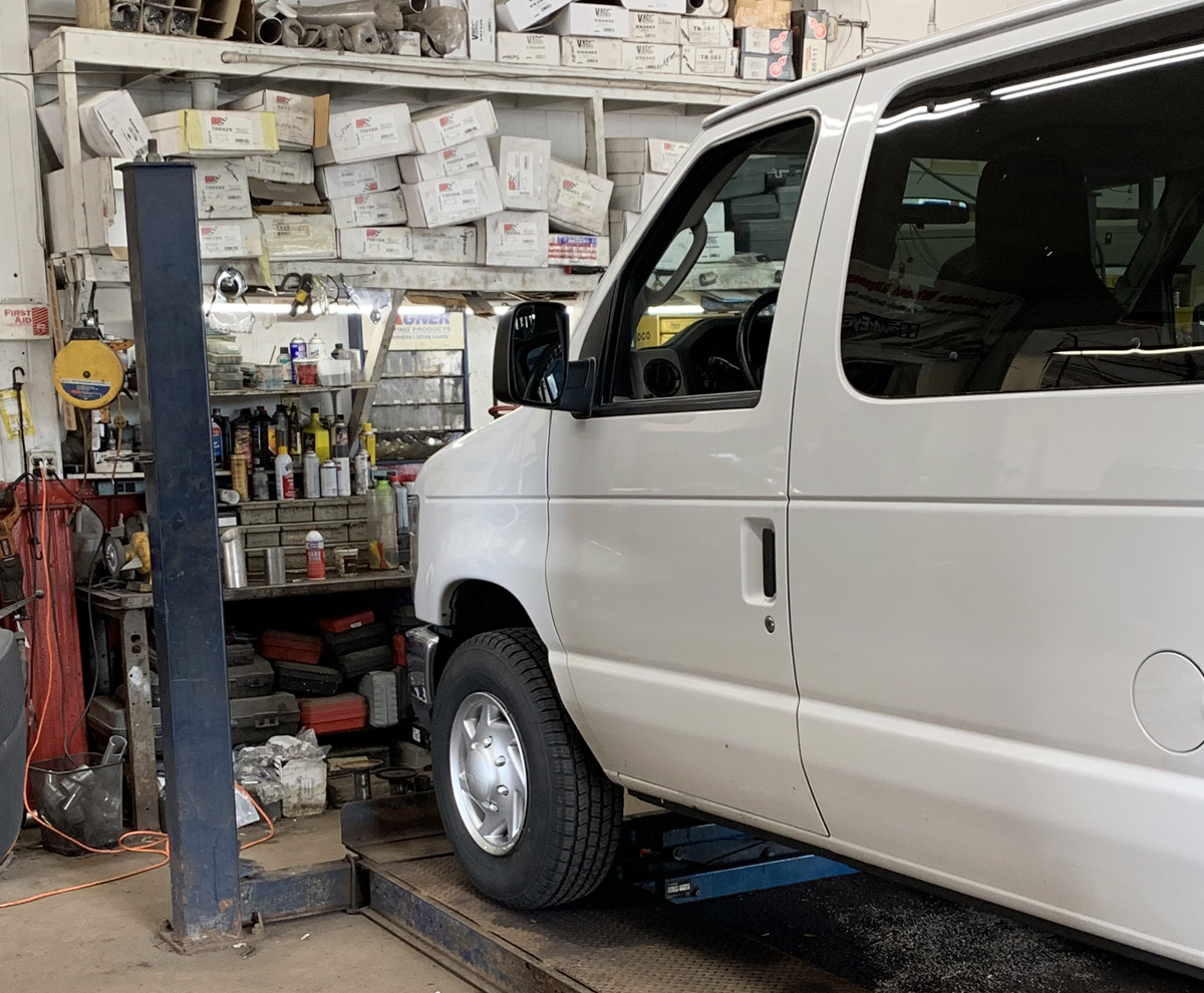 Engine Tune-ups, Auto & Truck Tune Ups, Spark Plugs, Supreme Muffler & Brake, Rockland MA